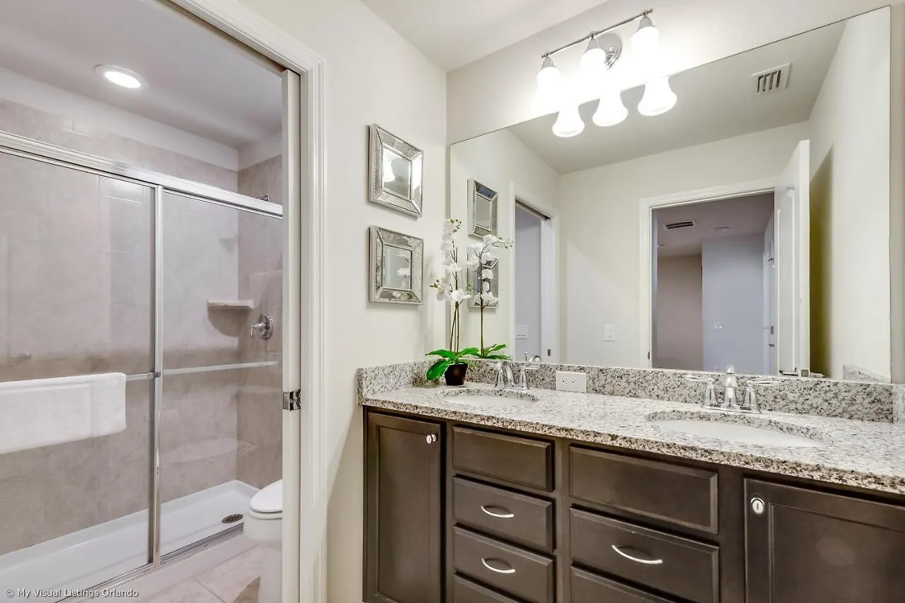 Townhome Wprivate Pool & Bbq, Near *