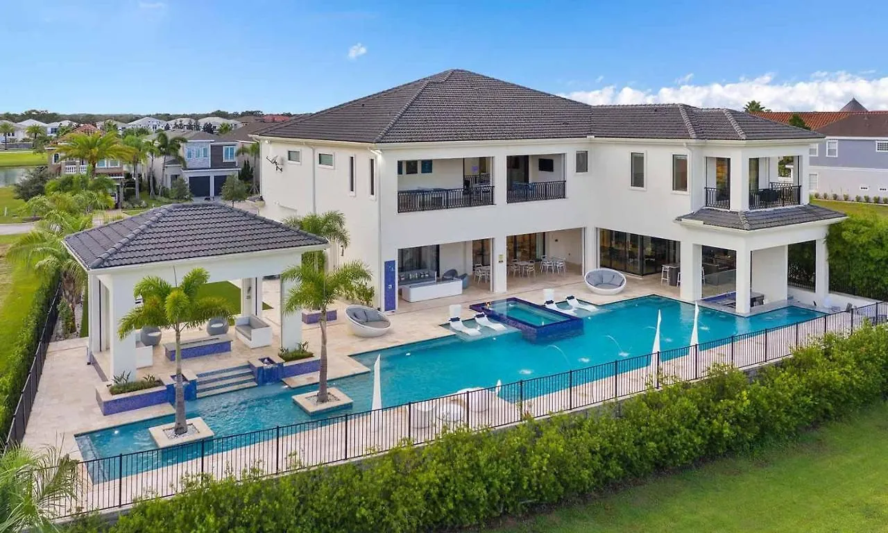 Luxurious 9 Bdrm Estate With Golf Simulator And Entertainment Loft At Reunion *