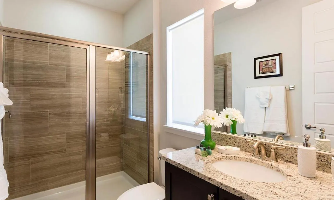 Stylish 5 Bdrm With Themed Bedroom At Reunion بيت للعطل