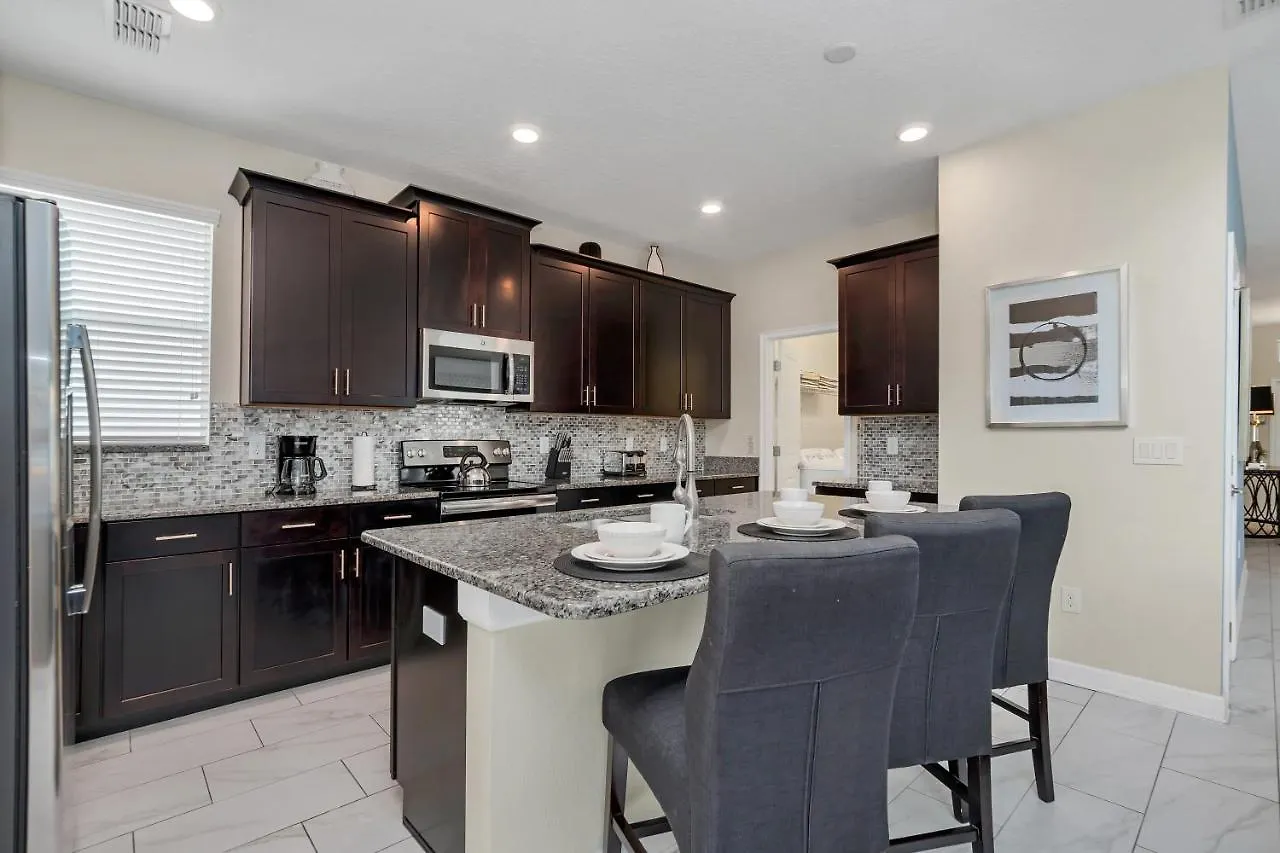 Lakeview With Private Pool And Free Water Park -10mins From Disney- Kissimmee