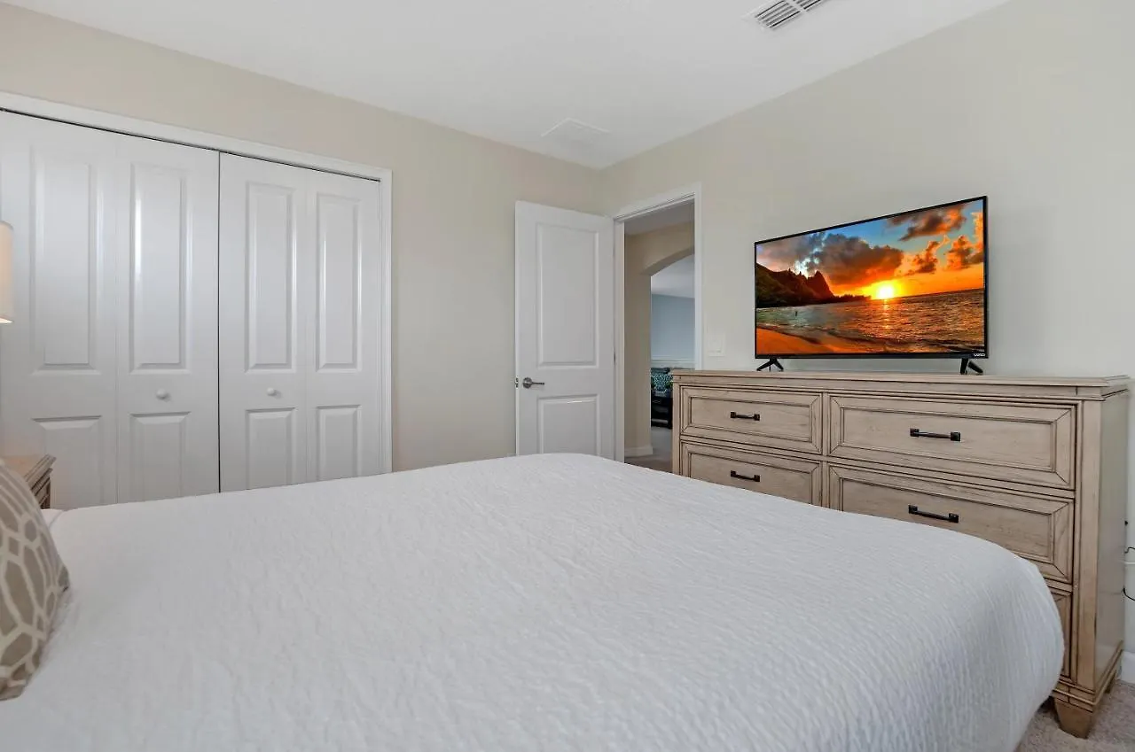 Lakeview With Private Pool And Free Water Park -10mins From Disney- Casa vacanze Kissimmee