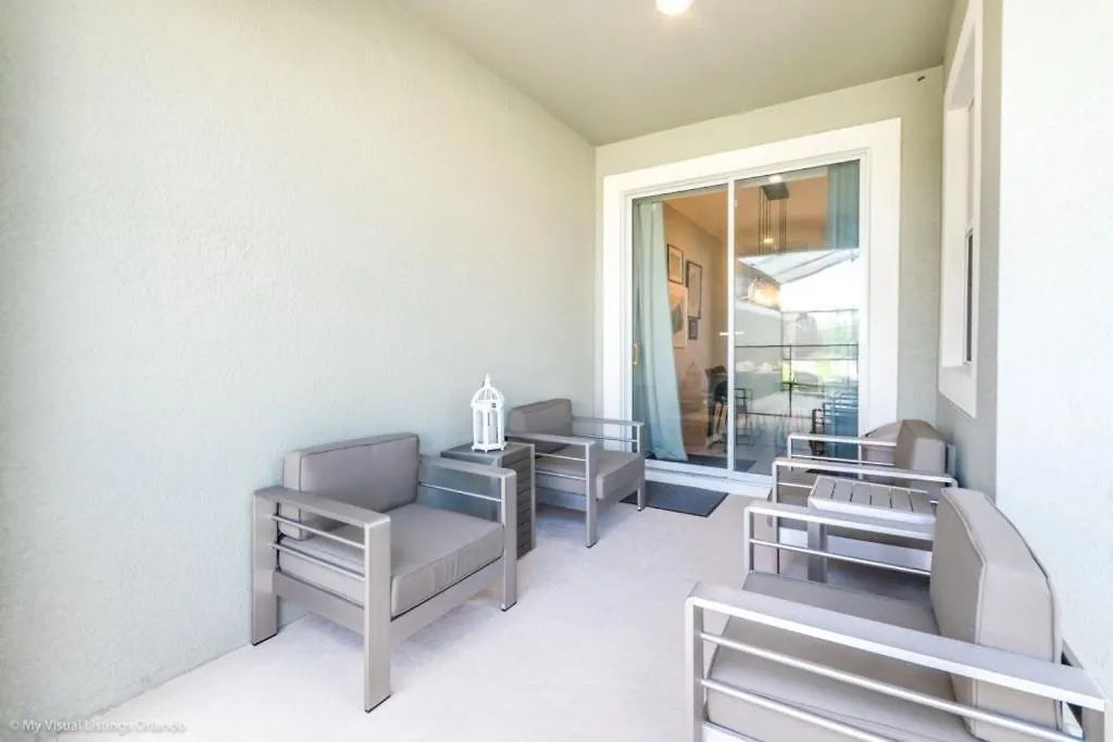4 Bed Storey With Lazy River Townhouse 別荘 キシミー