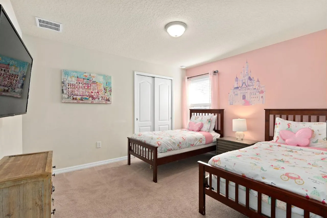Luxury Windsor Villa With Pool, Close To Disney, Grand Opening Villa