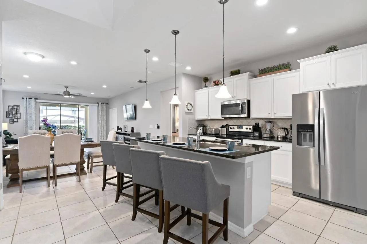Luxury Windsor Villa With Pool, Close To Disney, Grand Opening