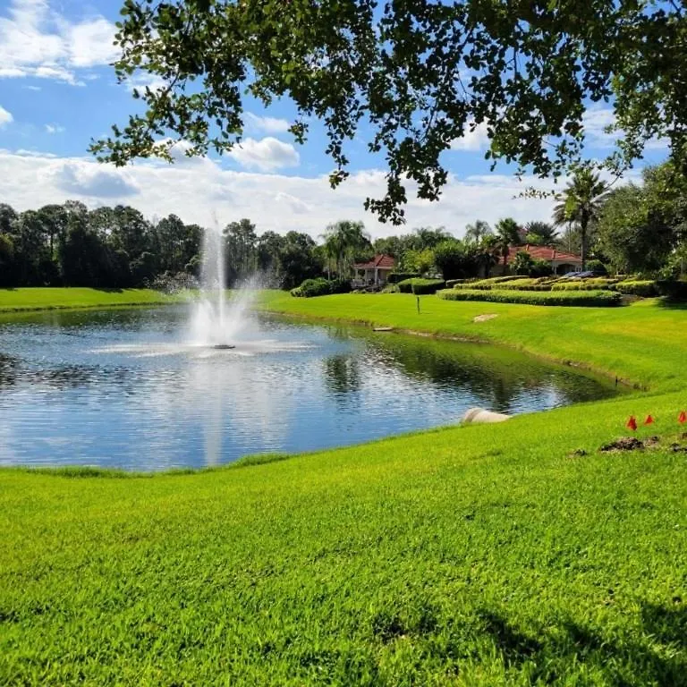Сasa de vacaciones Minutes To Boutique 3br 2,5 Bath Coastal Th Townhouse