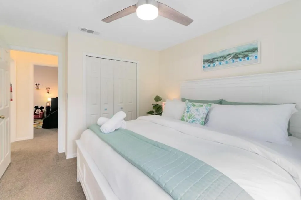 Minutes To Boutique 3br 2,5 Bath Coastal Th Townhouse