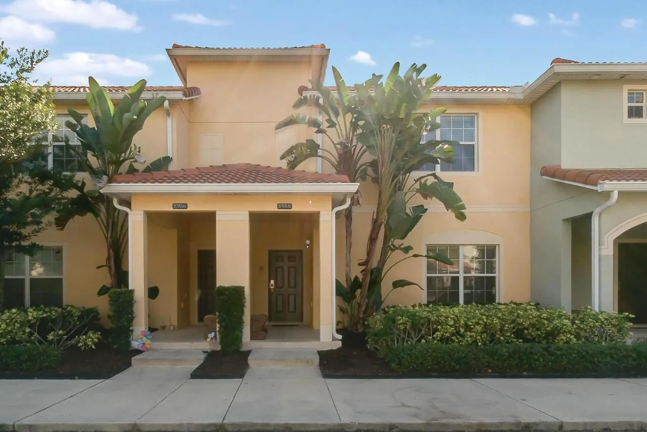 Townhome W Pool Near & Orlando Attractions Casa de Férias *