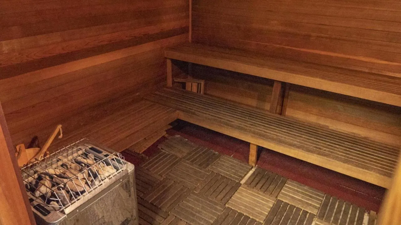 بيت للعطل Spacious Vacation With Pool & Jacuzzi Near