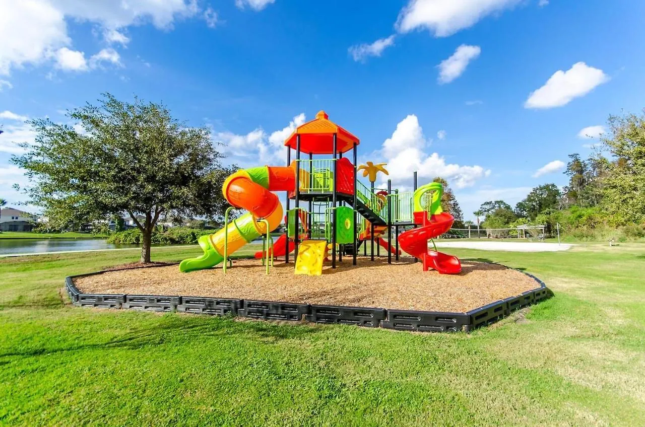 Breeze Vacation Townhome At Lake Berkley Villa *