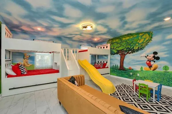 Vakantiehuis Magical Family 8min Disneyworld Pool/spa Sleeps 22