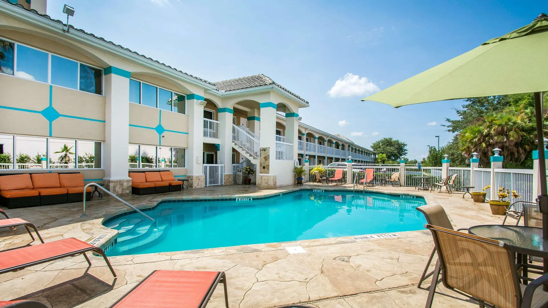 Quality Clermont West Hotel