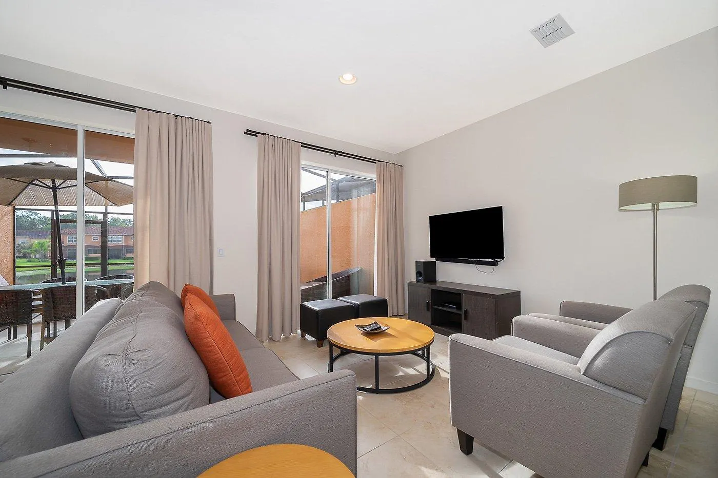 Szálloda Regal Oaks Vacation Townhomes By Idiliq - Free Private Hot Tub! 4*