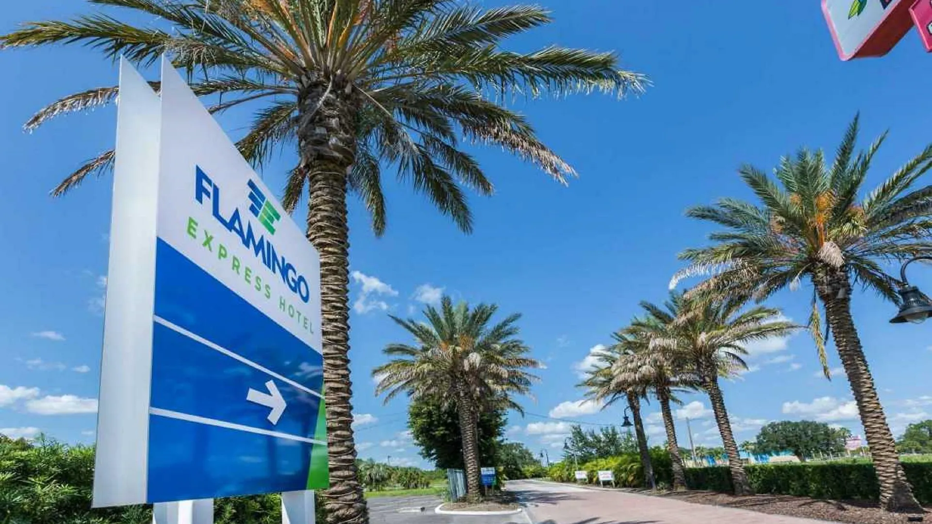 Flamingo Express Hotel