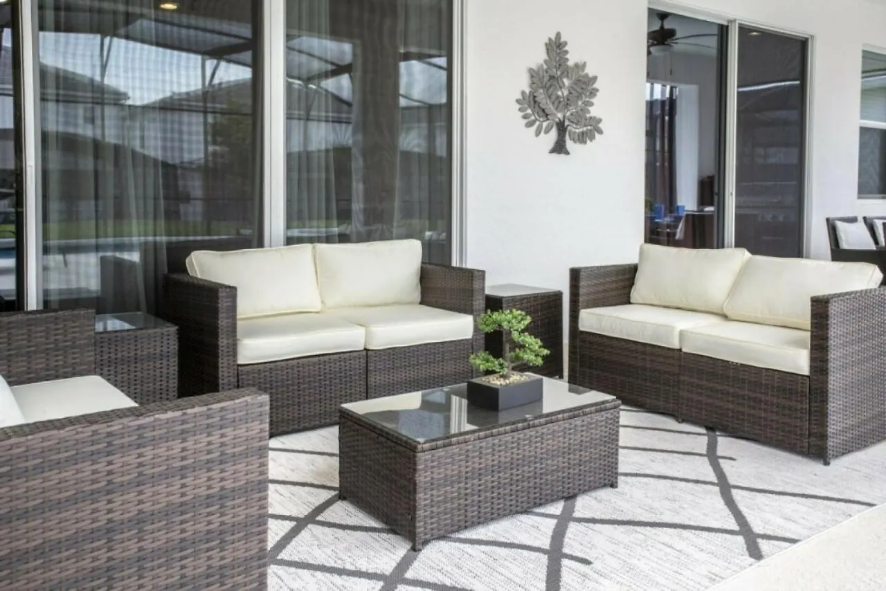 Luxurious En-suite Single Pool 2606