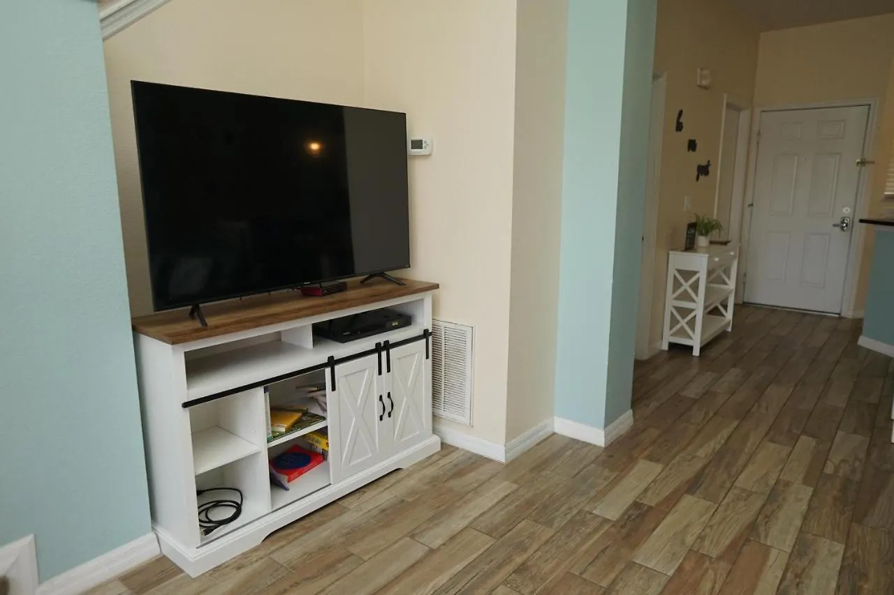 New! Lakefront Views- Encantada Townhouse Prázdninový dům Kissimmee