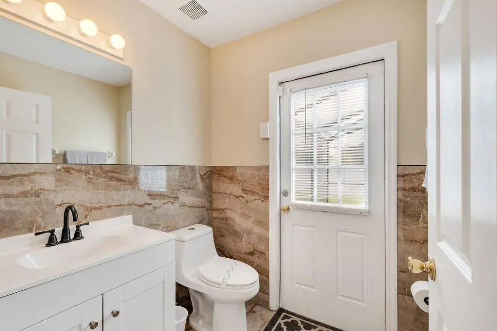 South Facing Pool, Close To Attractions, Remodeled 別荘 *