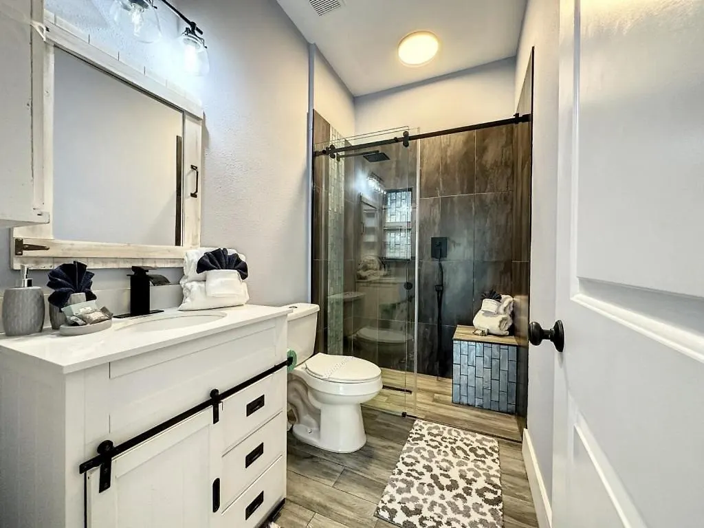4 Bed 2 Bath Pool Luxury In A كيسيمي