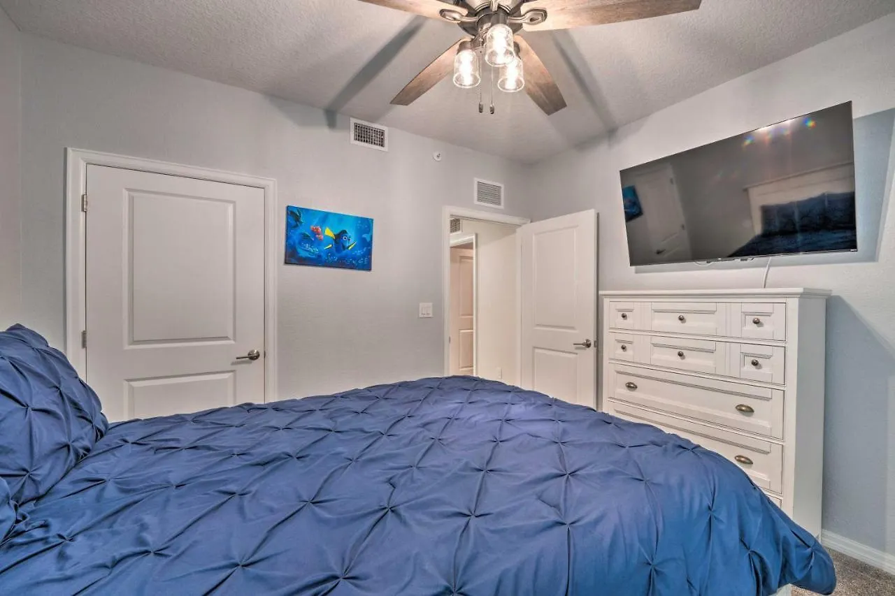 With Resort-style Amenities! Lejlighed