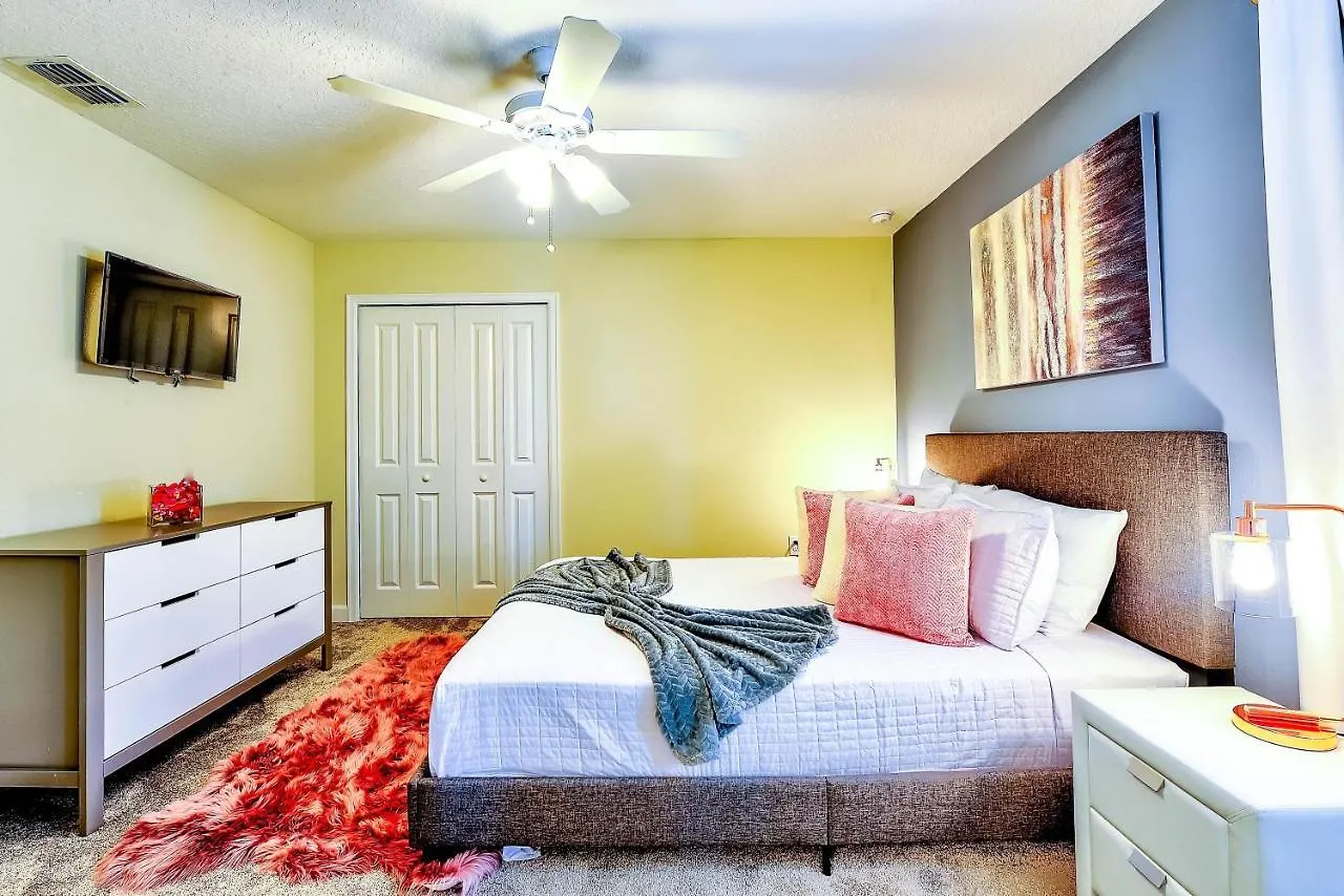 Brand New Champions Gate Resort, Game Room, Near Attractions!! Holiday home *