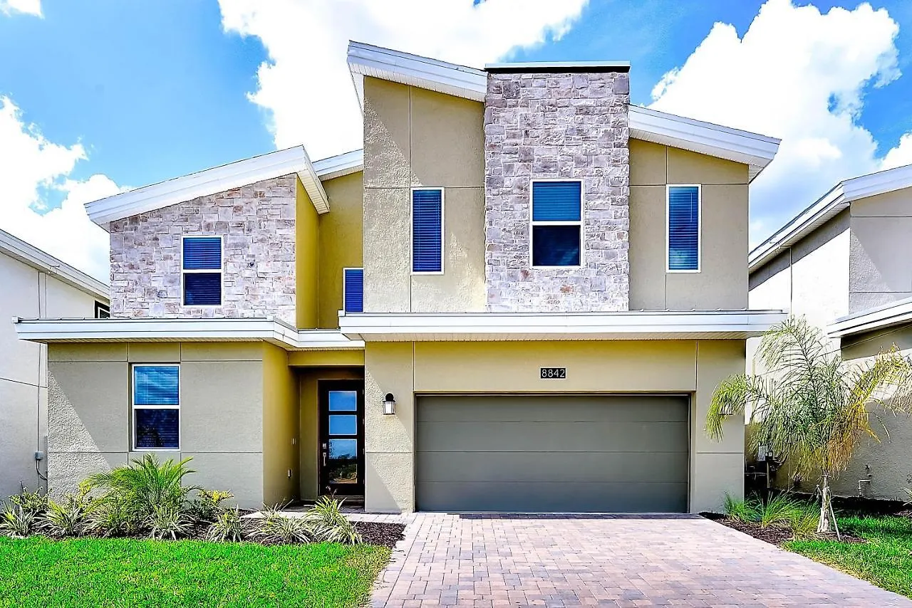 Holiday home Brand New Champions Gate Resort, Game Room, Near Attractions!!