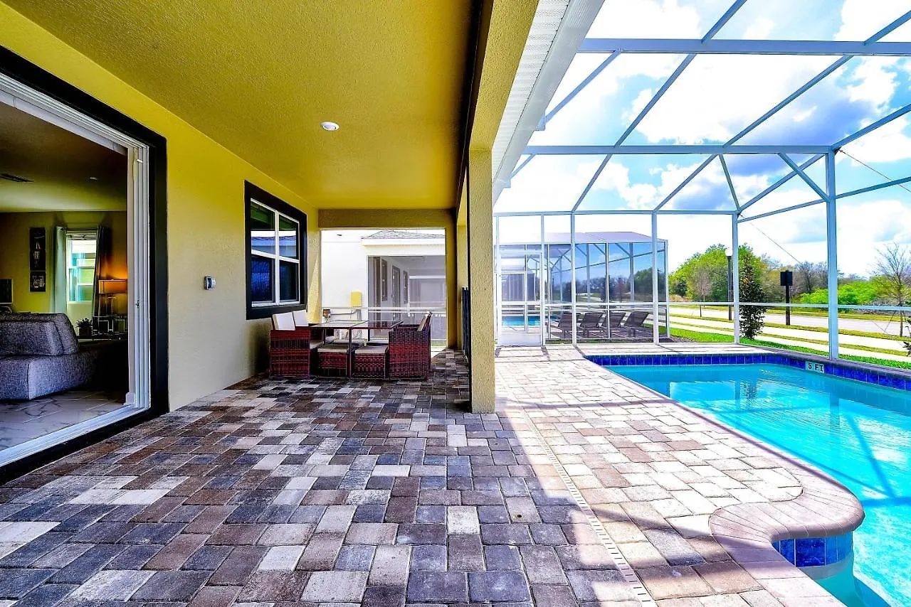 Brand New Champions Gate Resort, Game Room, Near Attractions!! Holiday home Four Corners