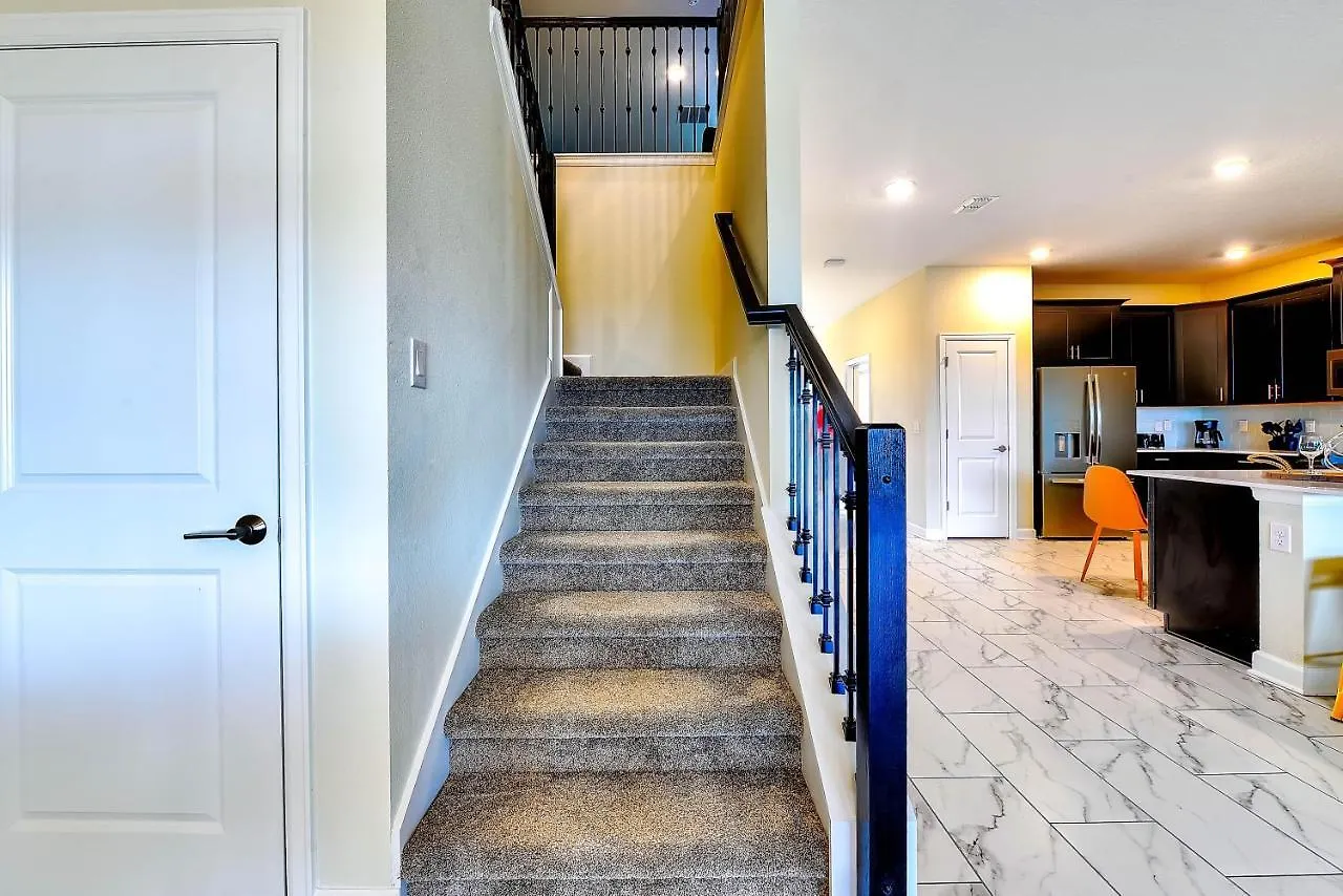 Brand New Champions Gate Resort, Game Room, Near Attractions!! Holiday home Four Corners