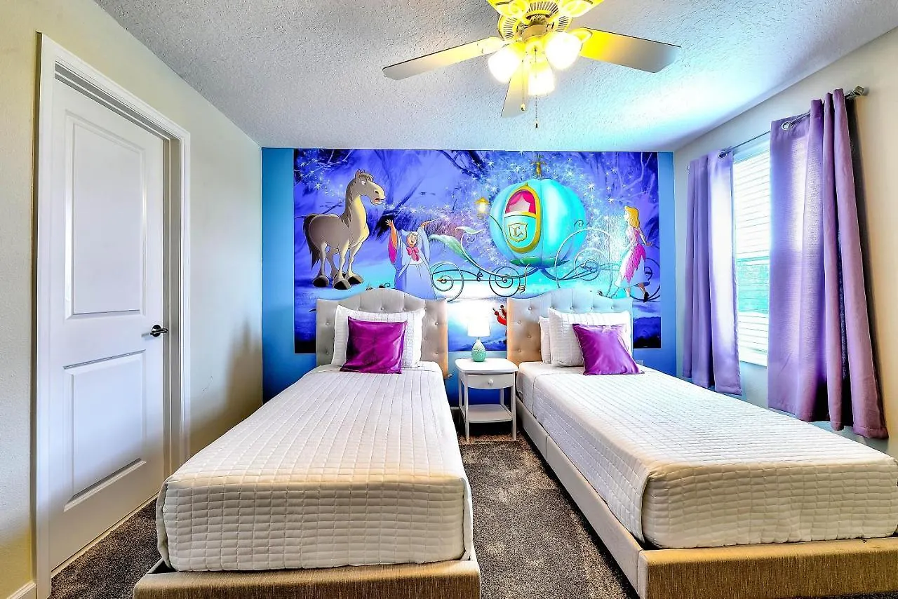 Brand New Champions Gate Resort, Game Room, Near Attractions!! Holiday home *