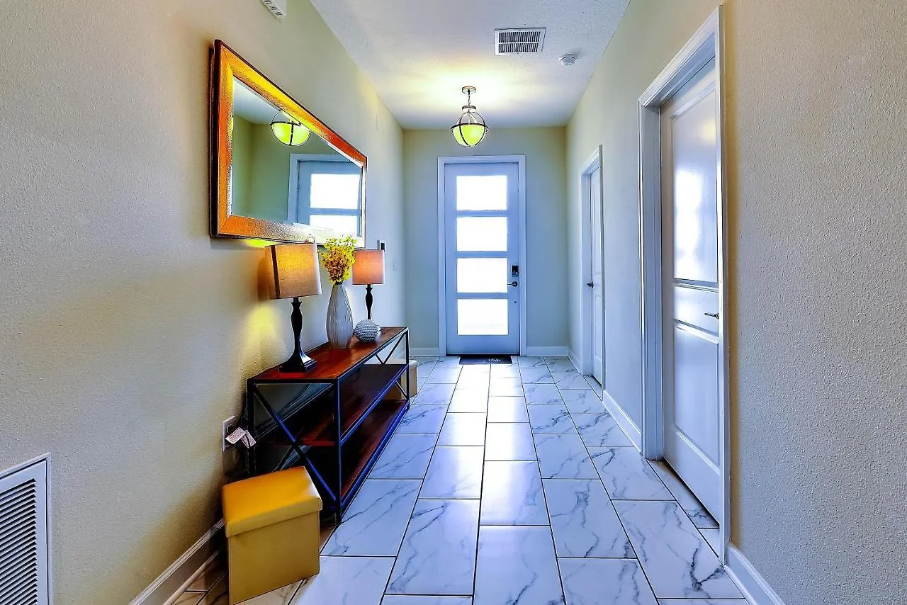 Brand New Champions Gate Resort, Game Room, Near Attractions!! Holiday home *