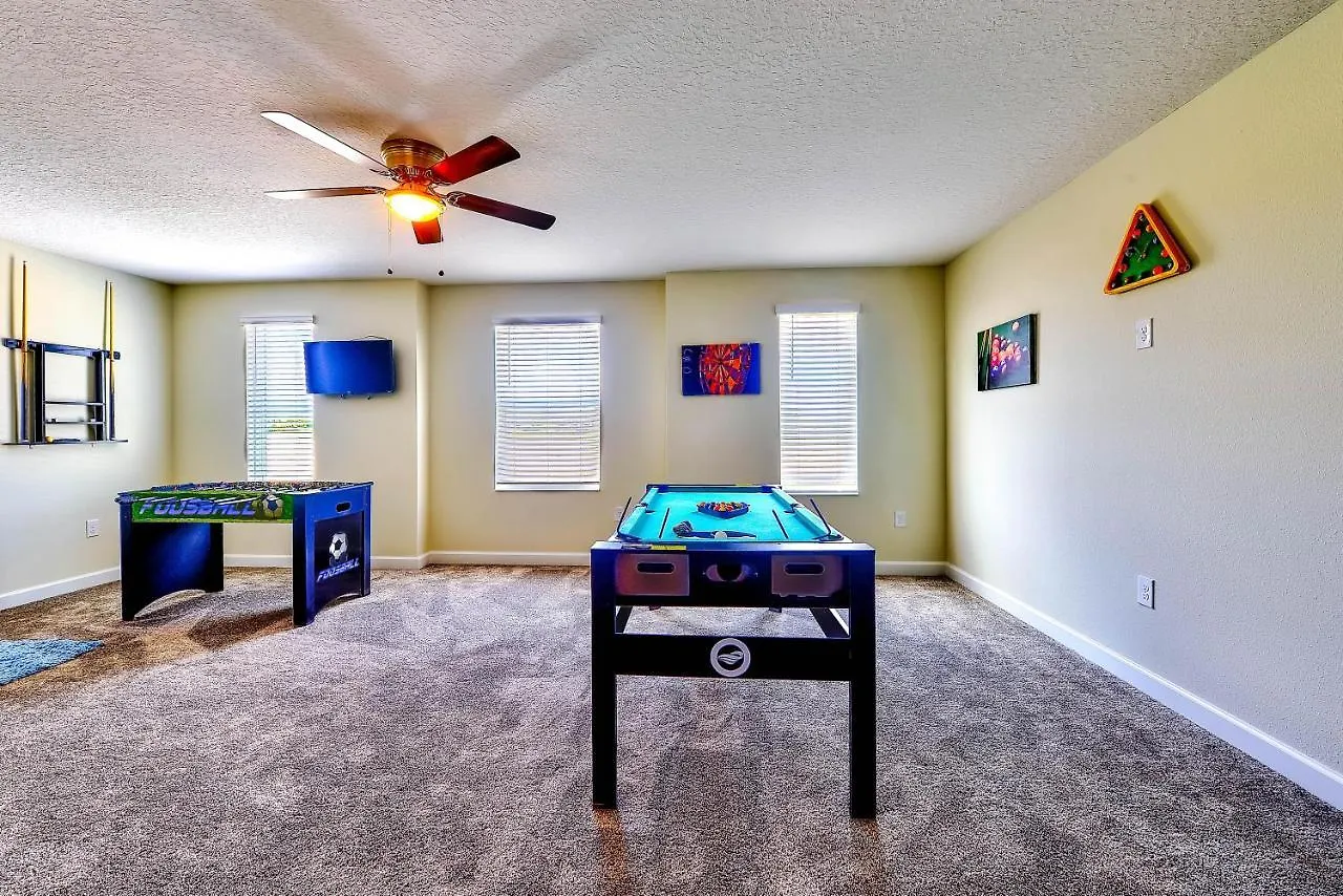 Brand New Champions Gate Resort, Game Room, Near Attractions!! Holiday home Four Corners