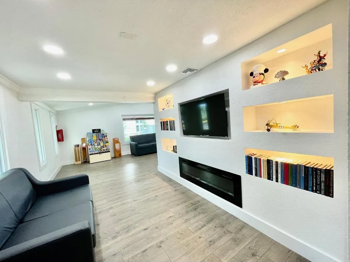 Super 8 By Wyndham Kissimmee-orlando 2* 포 코너스