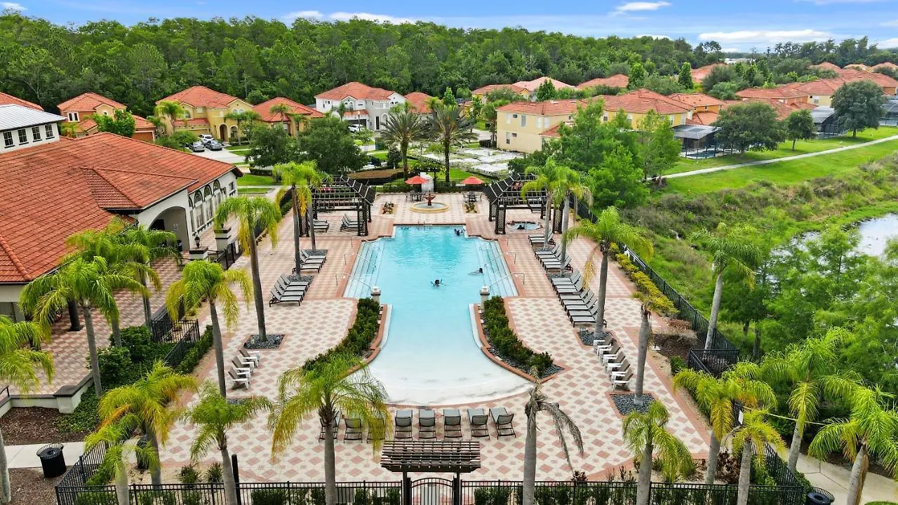 Family Retreat 6br With Private Pool, & Theater Near Villa *