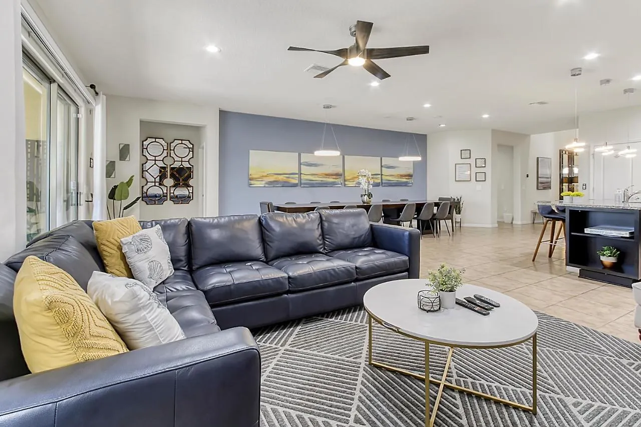 8br Near Disney-view/privacy/pool & Spa/ps5/ev