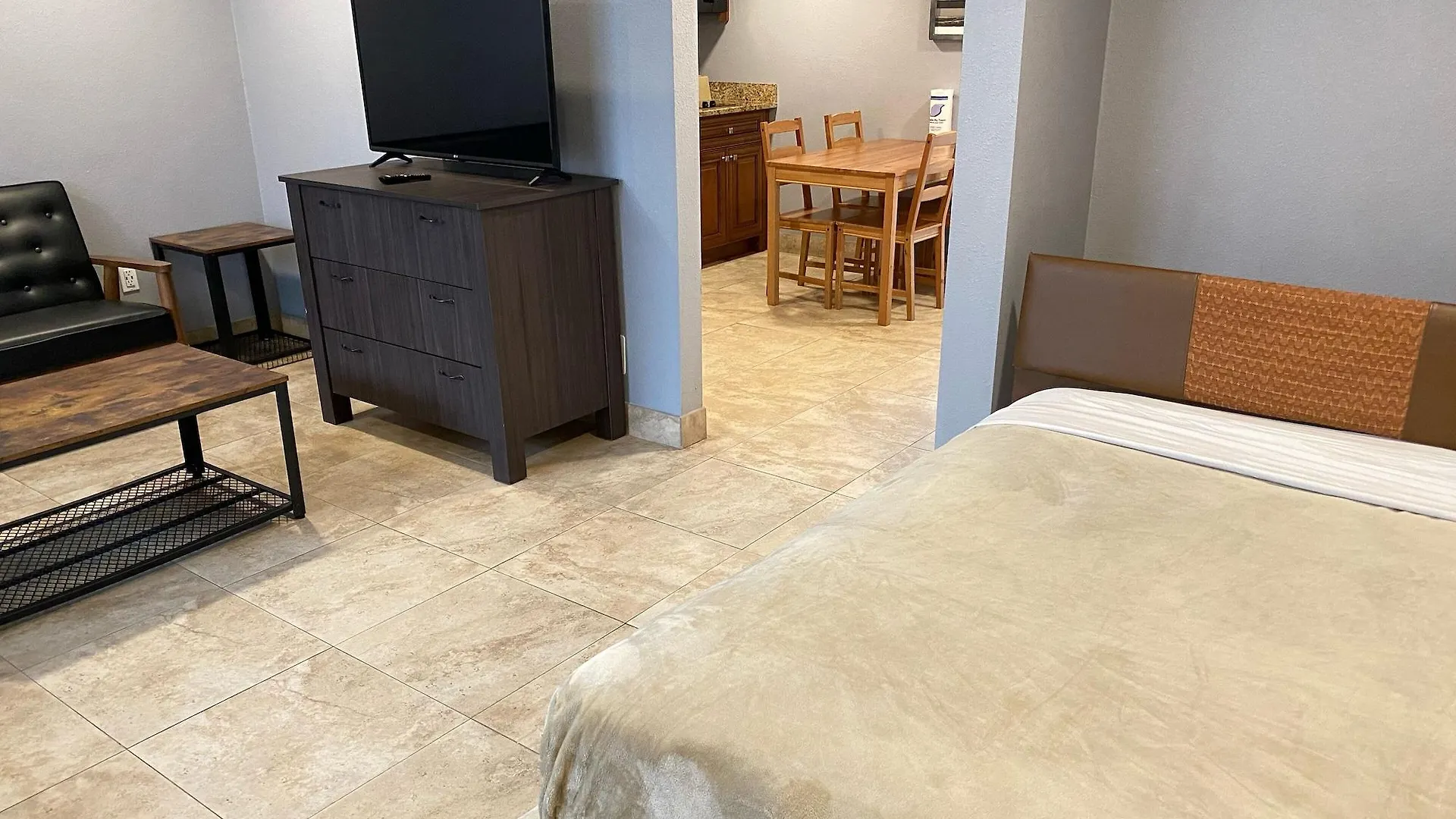 Курортный комплекс Celebration Suites 3*