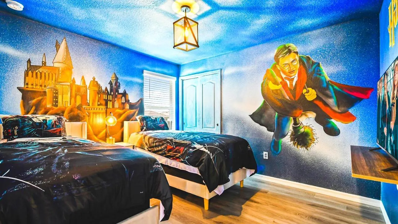 Luxury W/ Pool, Game & More! Kissimmee