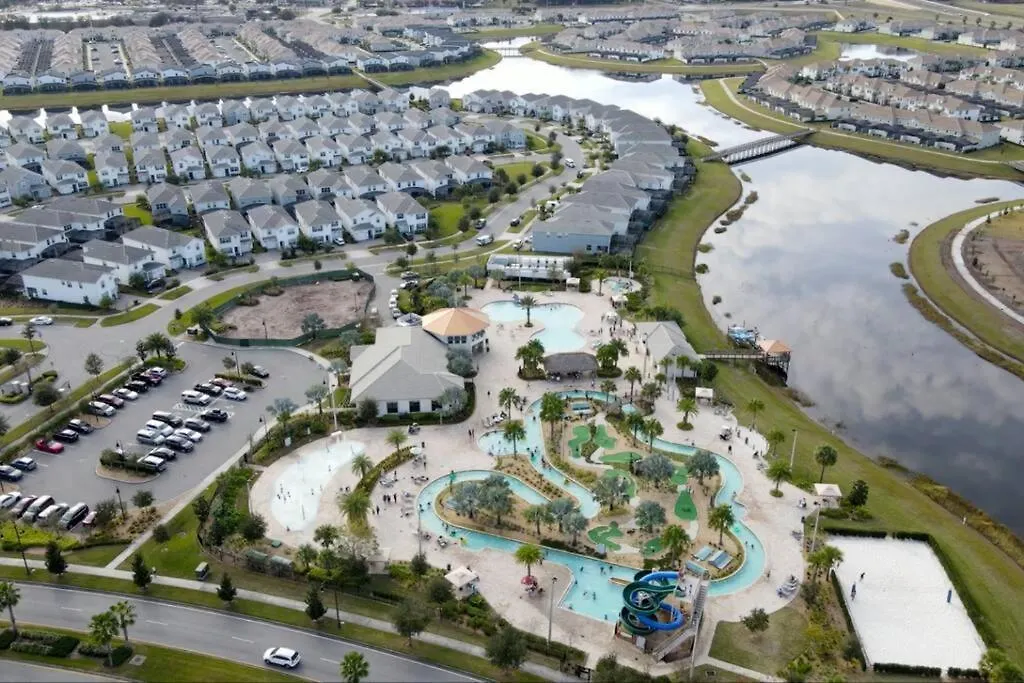 Nyaraló Family Place With Gorgeous View 4 Miles To Kissimmee