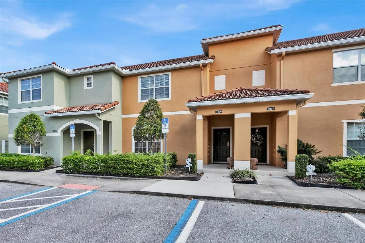 3069 Palm