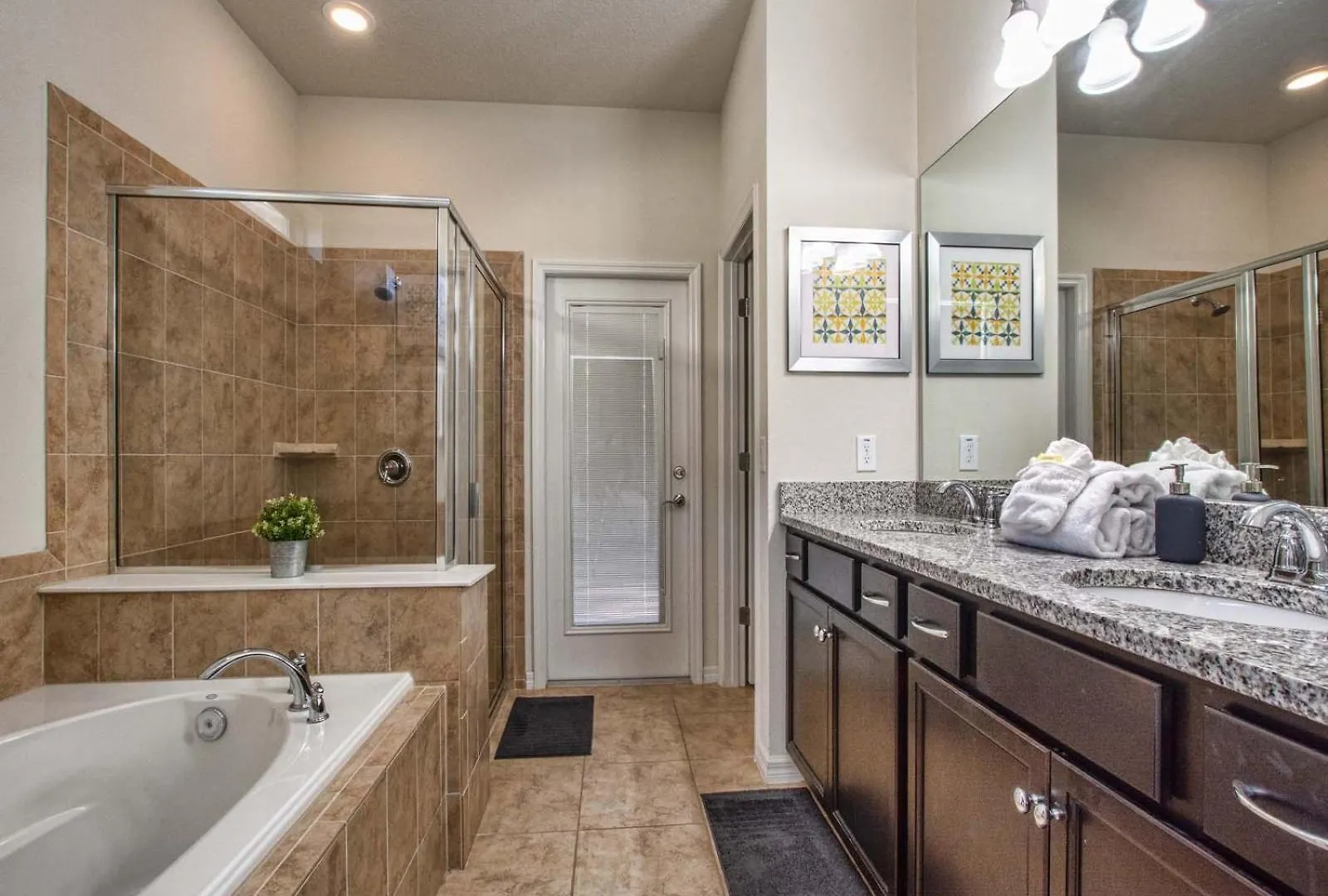 Сasa de vacaciones Upscale 8br, Pool, Spa, Gameroom By Kissimmee