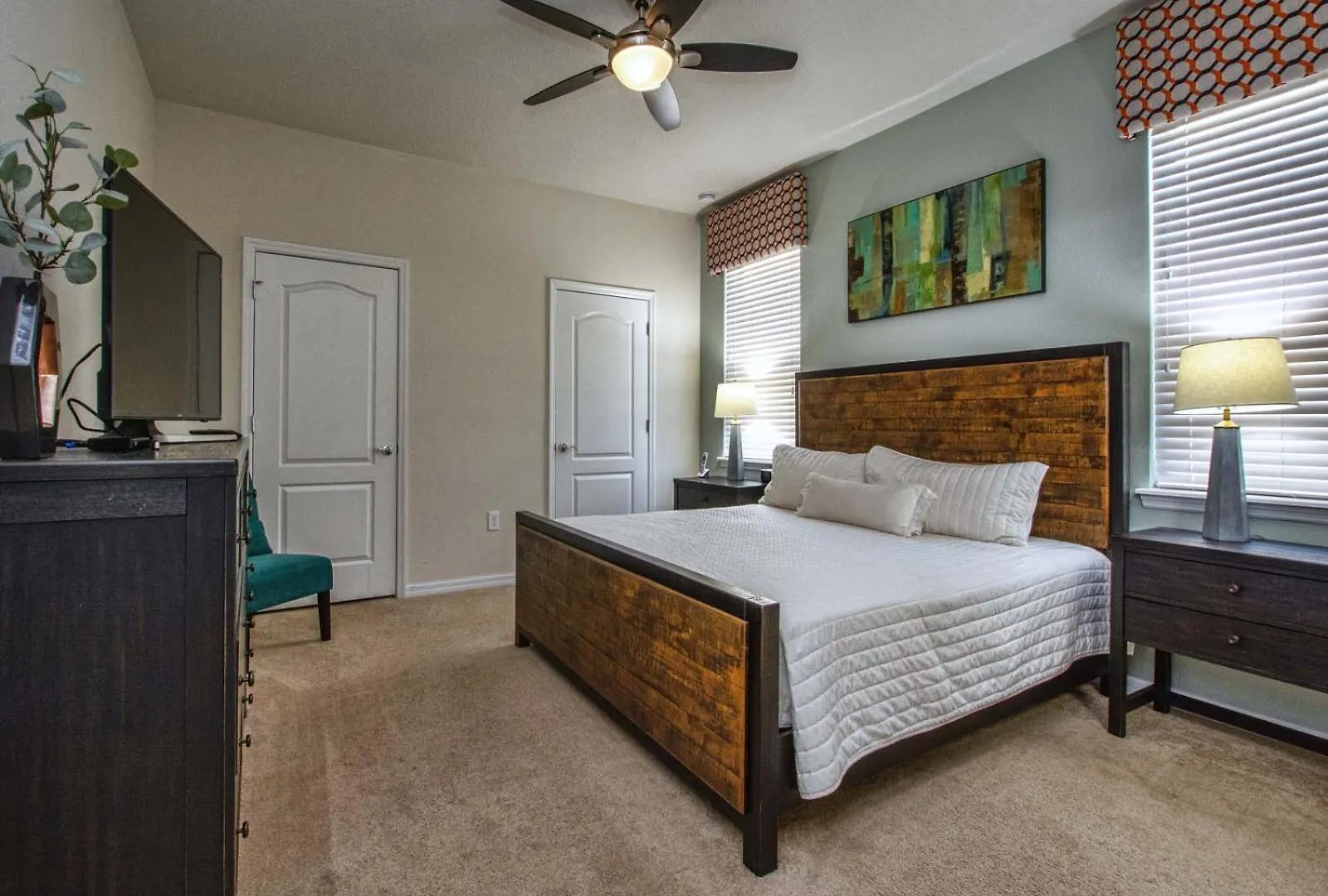 Upscale 8br, Pool, Spa, Gameroom By