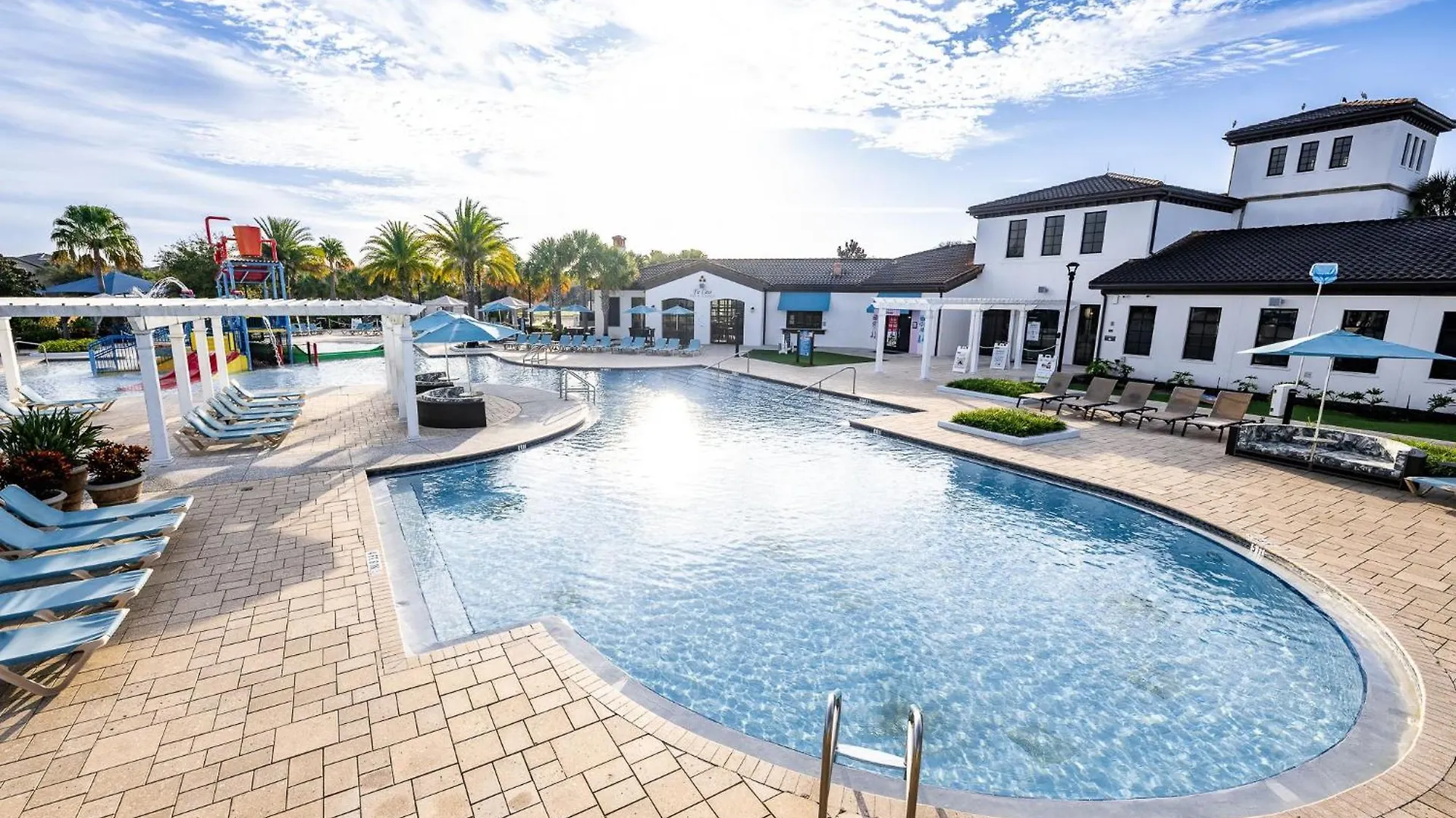 Upscale 8br, Pool, Spa, Gameroom By *