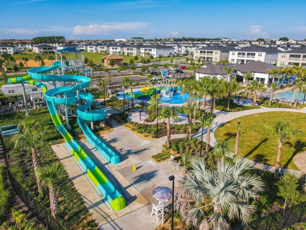 Unique 3br With Waterpark キシミー