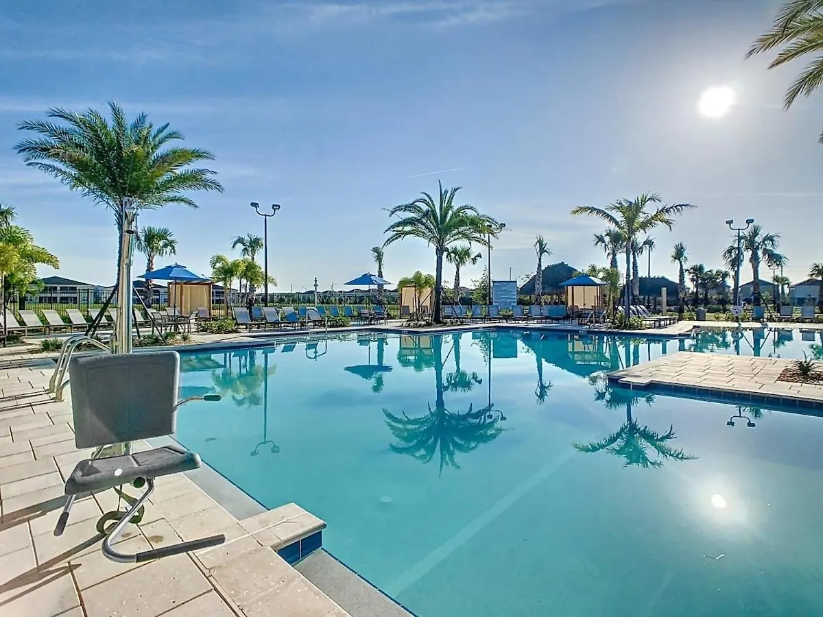 Unique 3br With Waterpark キシミー