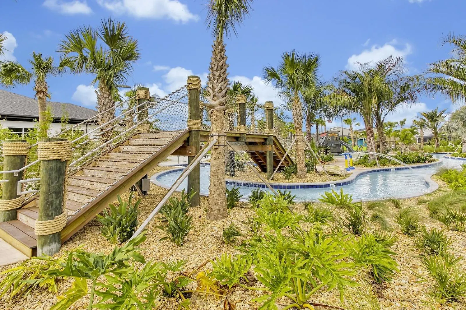 Storey Escape W/ Pool, Games & Water Park