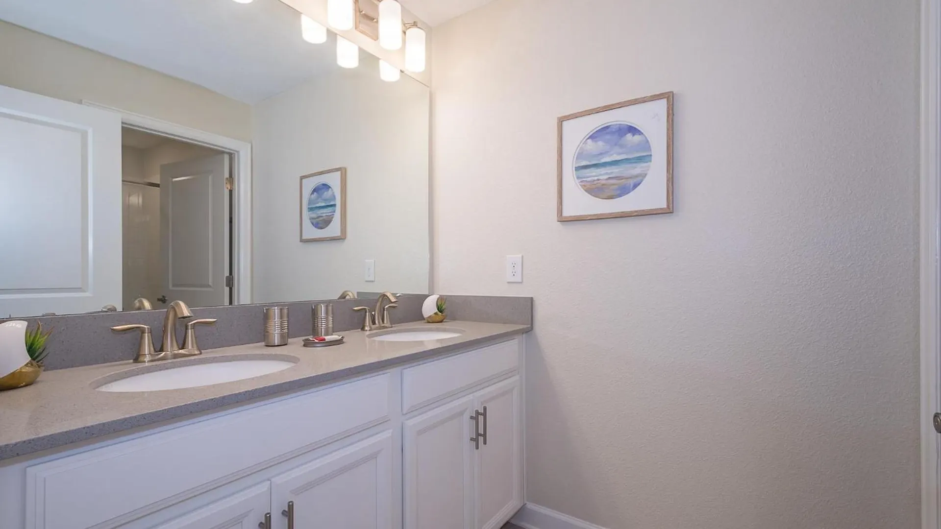 Сasa de vacaciones 4834bv Townhouse 4 Bedrooms & 3 Bathrooms + Pool Kissimmee