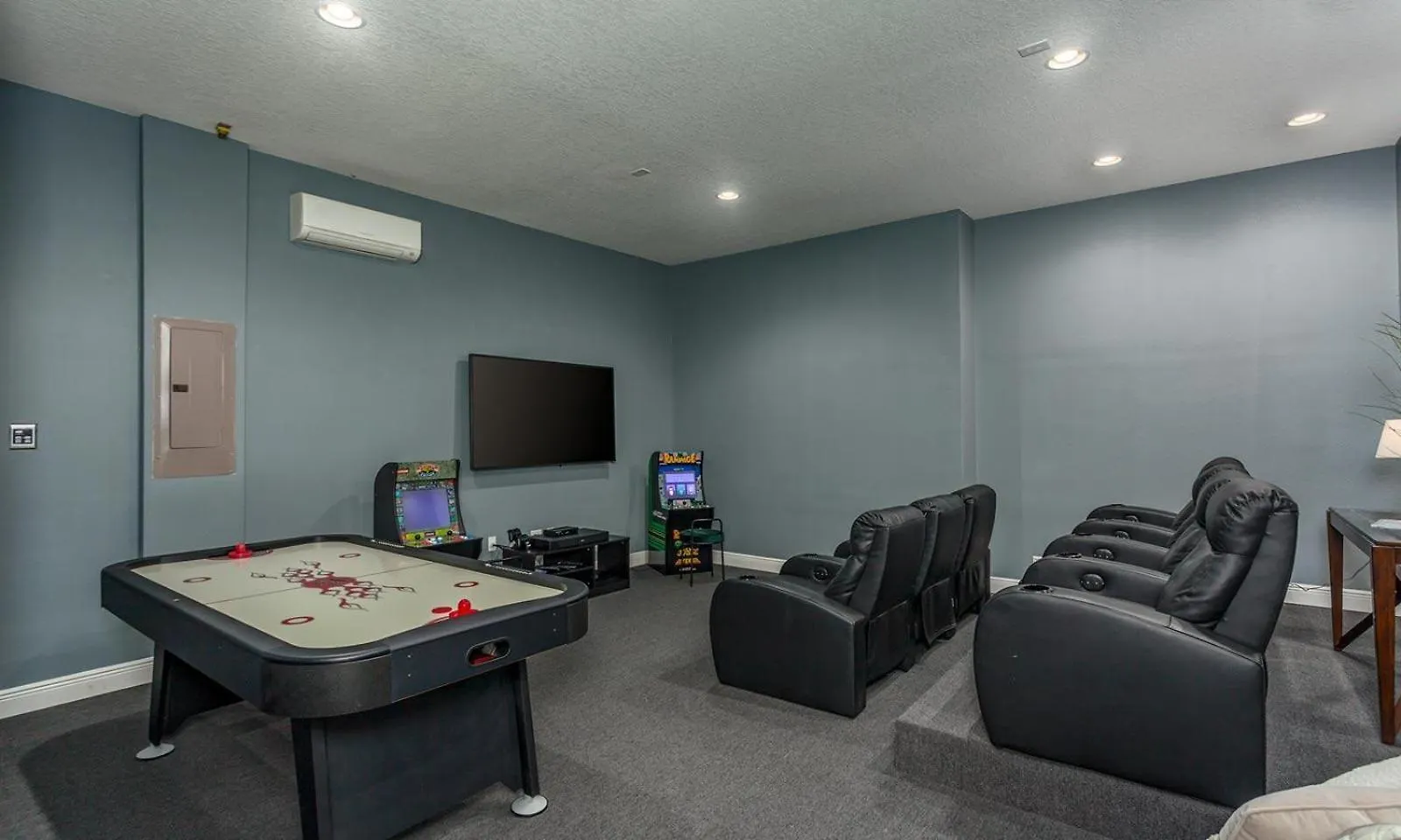 Bright 5 Bdrm With Game Theater At Reunion Kissimmee