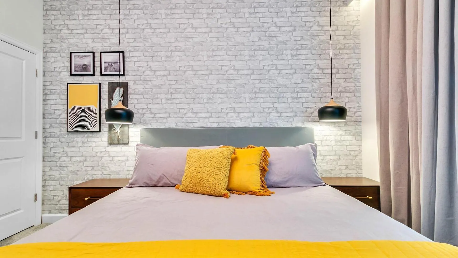 Σπίτι διακοπών 4 Bedrooms-3 Bathrooms- Storey 2849ss *