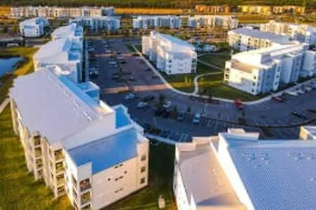 بيت للعطل Cute Lakeview 2br With 2 Clubhouses كيسيمي