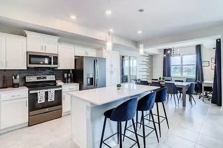 بيت للعطل Cute Lakeview 2br With 2 Clubhouses كيسيمي