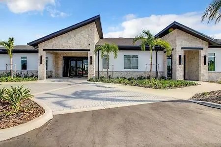 Casa de Férias Dazzling Thematic 4br With Waterpark & Private Pool *