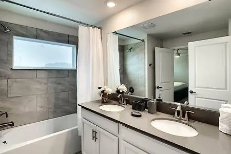 Dazzling Thematic 4br With Waterpark & Private Pool Casa de Férias Kissimmee