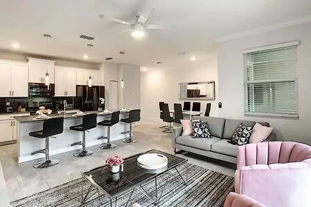 Dazzling Thematic 4br With Waterpark & Private Pool Casa de Férias